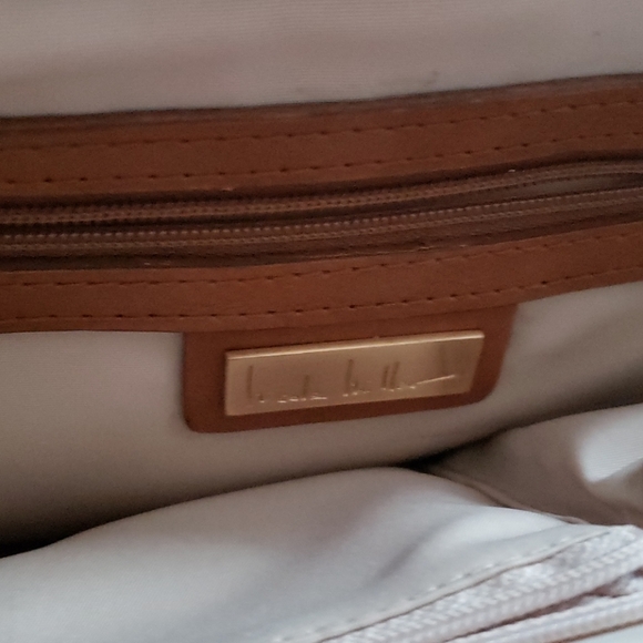 Nicole Miller clutch - Picture 6 of 8